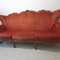 Divano in tessuto damascato