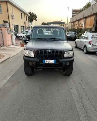 Mahindra Goa 2.5 CRDe 4WD SC Pick-Up Rib. Tril.