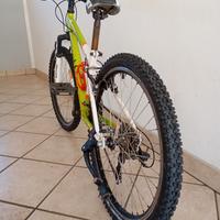 bici bambino 7/11 anni gomma nuova posteriore 24