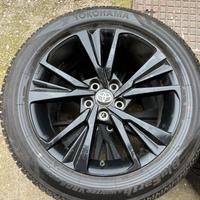Set invernale C-HR 225/55 R18