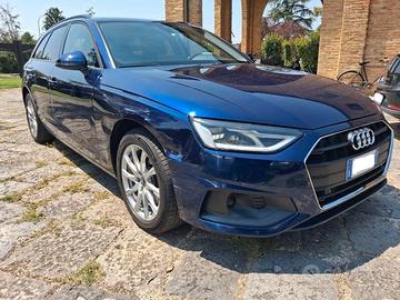 Audi A4 Avant 40 g-tron S tronic Business