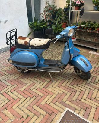 Vespa 125 px arcobaleno e