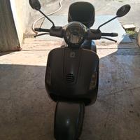 Vespa Granturismo 200 L