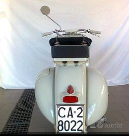 Vespa faro basso 1957