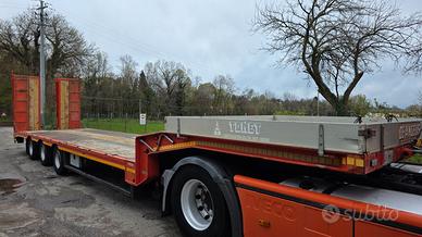 Semirimorchio ribassato con rampe De Angelis -2006