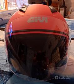 Casco jet Givi