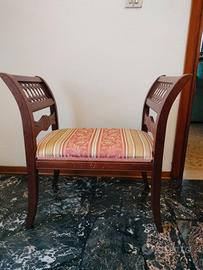 panca in legno con seduta in stoffa 