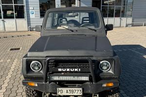Suzuki samurai