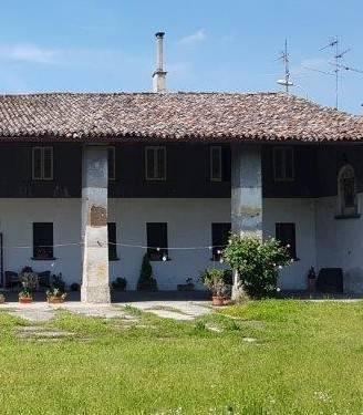 Rustico / Casale di 160 m² con più di 5 locali a P