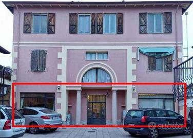 Immobile in asta di 232 m² con 2 locali a Orio Lit