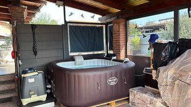 Piscina gonfiabile  bestway LAY-z-spa maldives pro
