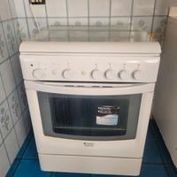 Cucina a gas con forno Hotpoint Ariston