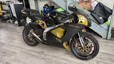 Aprilia RSV 1000 del 2001 Aprile 