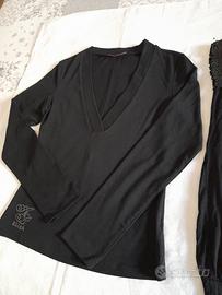maglietta nera elasticizzata taglia S-M 