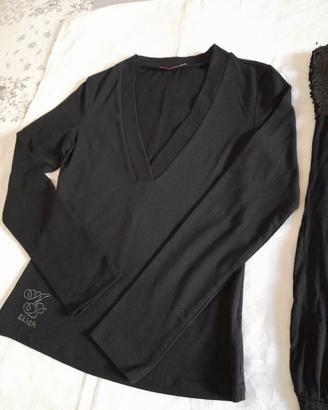 maglietta nera elasticizzata taglia S-M 