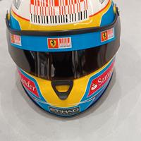 caschetto in miniatura 