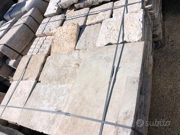 Per restauri pavimenti in pietra di recupero