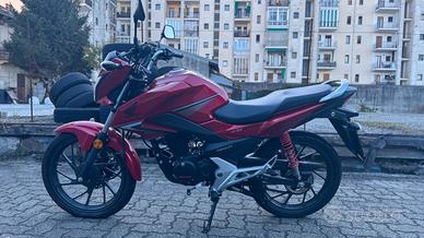Honda CB125F Nuova (300km)