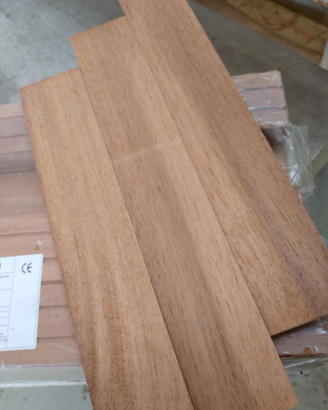 Iroko parquet pavimento massello tradizionale