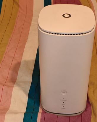 ZTE MC888 Ultra 5G - Vodafone GigaCube Unlocked