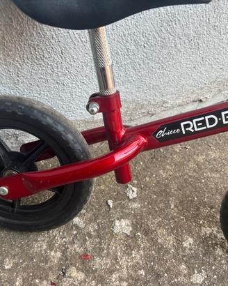 Bici equilibrio senza pedali chicco red bullet