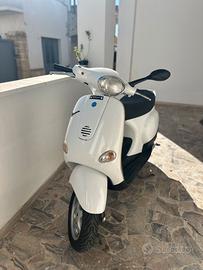 1998 Vespa ET2