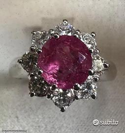 ANELLO ORO 18kt. CON DIAMANTI E RUBINO BIRMANO
