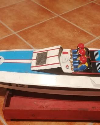 Motoscafo radiocomandato motore a scoppio