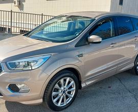 Ford Kuga 2.0 TDCI 150 CV 4WD Powershift Vignale 2