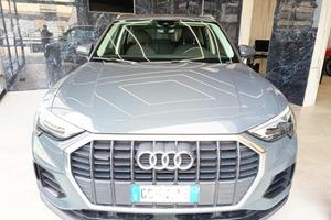 AUDI Q3 35 TDI quattro Business