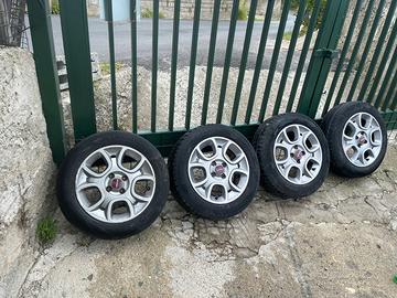 Gomme + Cerchi fiat panda 2015
