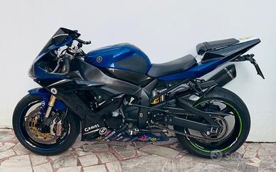 emergenza  passaggio oggi Yamaha R1 YZF