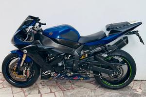 emergenza  passaggio oggi Yamaha R1 YZF