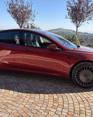 Tesla Model 3 Highland Long Range RWD ROSSO ULTRA