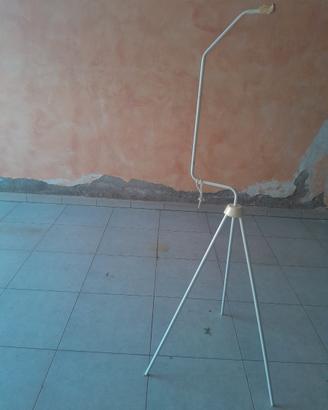 Piedistallo per gabbietta