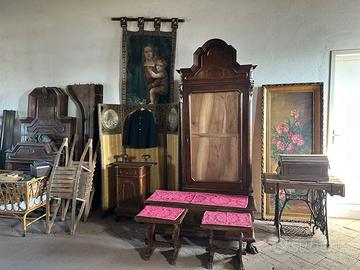 Mobili antichi e quadri
