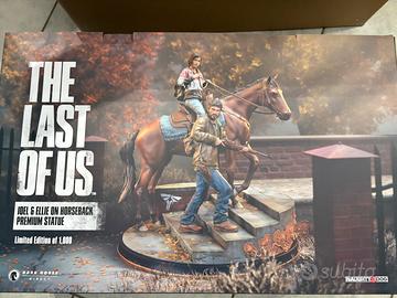 The Last Of Us: Joel & Ellie on Horseback