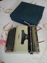 Olivetti Lettera 22 - Seconda Serie Tasti Quadrati