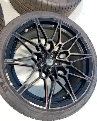 🔵 BMW M4 – 4 CERCHI + GOMME ESTIVE NUOVE 🔵