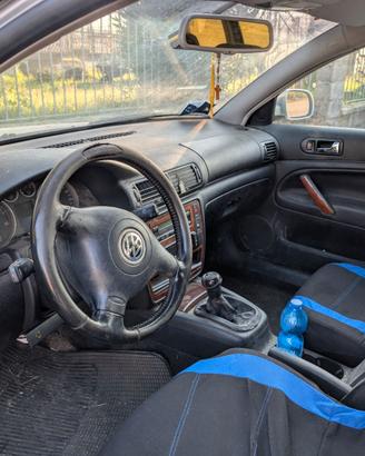 Volkswagen Passat Variant 1.9 TDI (130 CV)