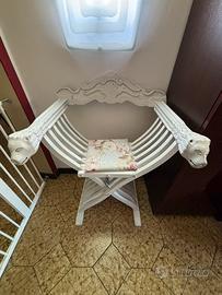 Sedia Savonarola in stile Shabby