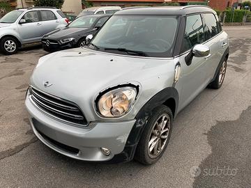 Mini Cooper D Countryman 2.0 Automatica sinistrata