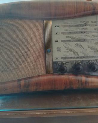 RADIO MARCA ELECTA MODELLO 945, ANNO 1951.