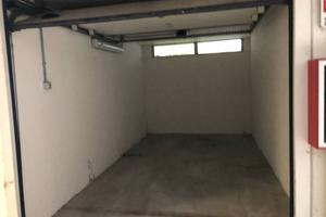 Box / Garage di 16 m² a Modena