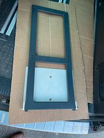 Piastra porta Televisione