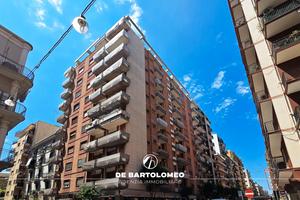 Taranto - Appartamento in Via Cesare Battisti