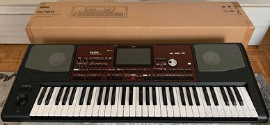 Korg pa700