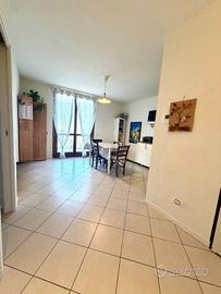 Appartamento di 81 m² con 3 locali e box auto a Ma