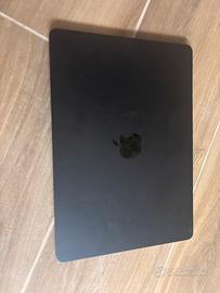MacBook Air M2 13’