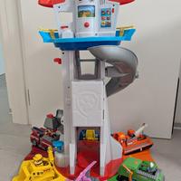Torre Paw Patrol con personaggi